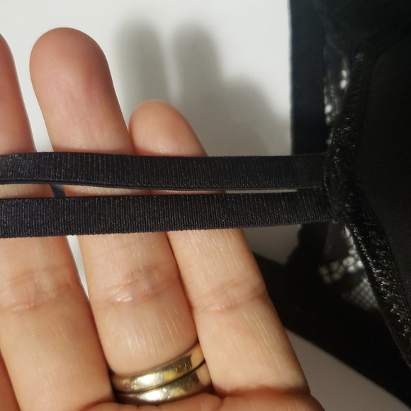 Simone Perele Black Lace Bra with Molded Cups *have 2 Measure* - Picture 3 of 7